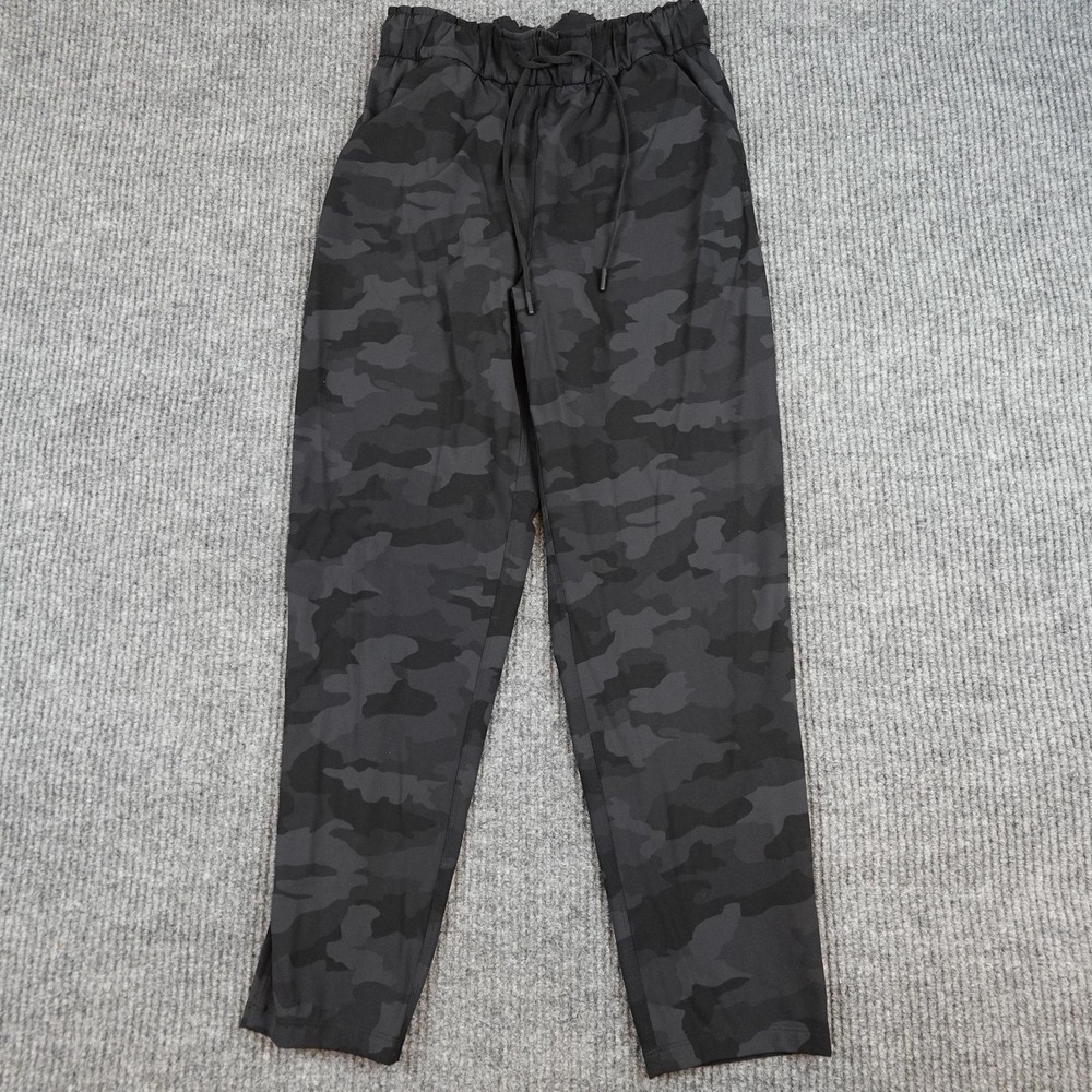 Lululemon Keep Moving Camo Pants Womens 6 Black Camo W5DBDS